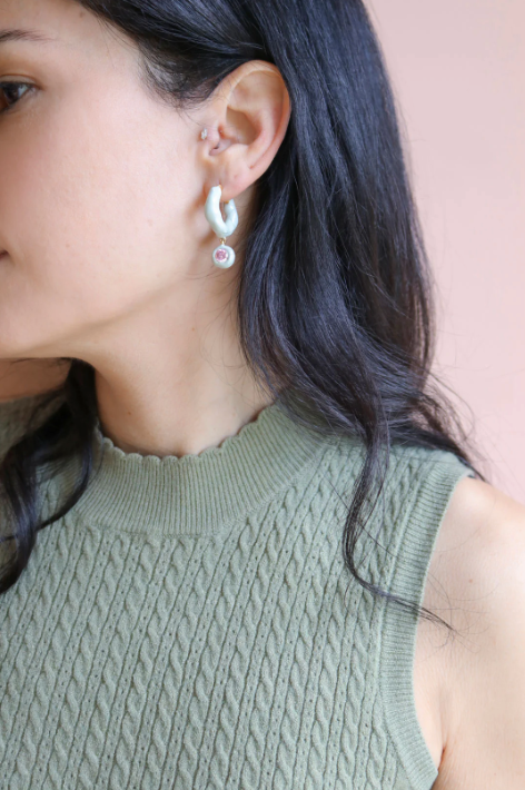 WAVE HOOP EARRINGS WITH ENAMEL AND DANGLING STONES