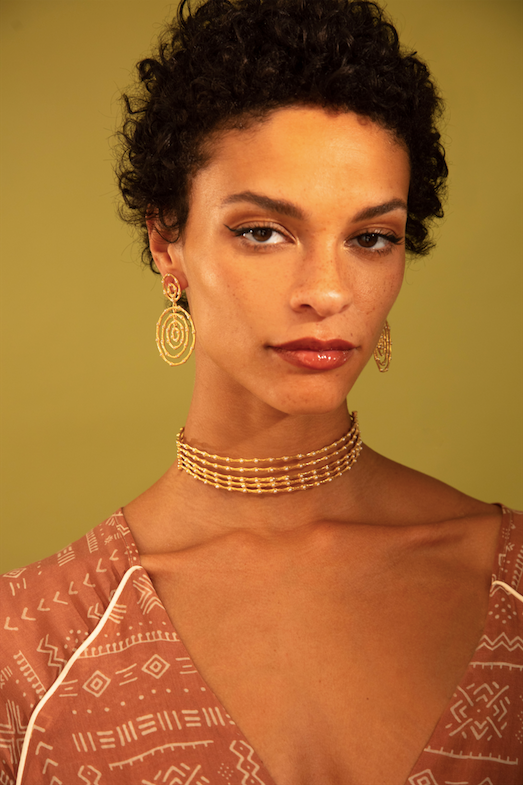 STATEMENT FEMININE WAVES CHOKER WITH MINI PEARLS – Joanna STATEMENT FEMININE WAVES CHOKER WITH MINI PEARLS – Joanna