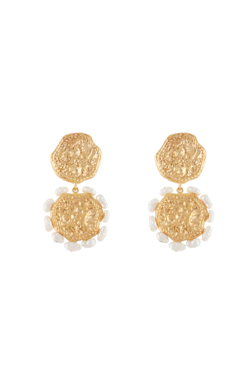 Feminine waves earrings with mini cultured pearls
