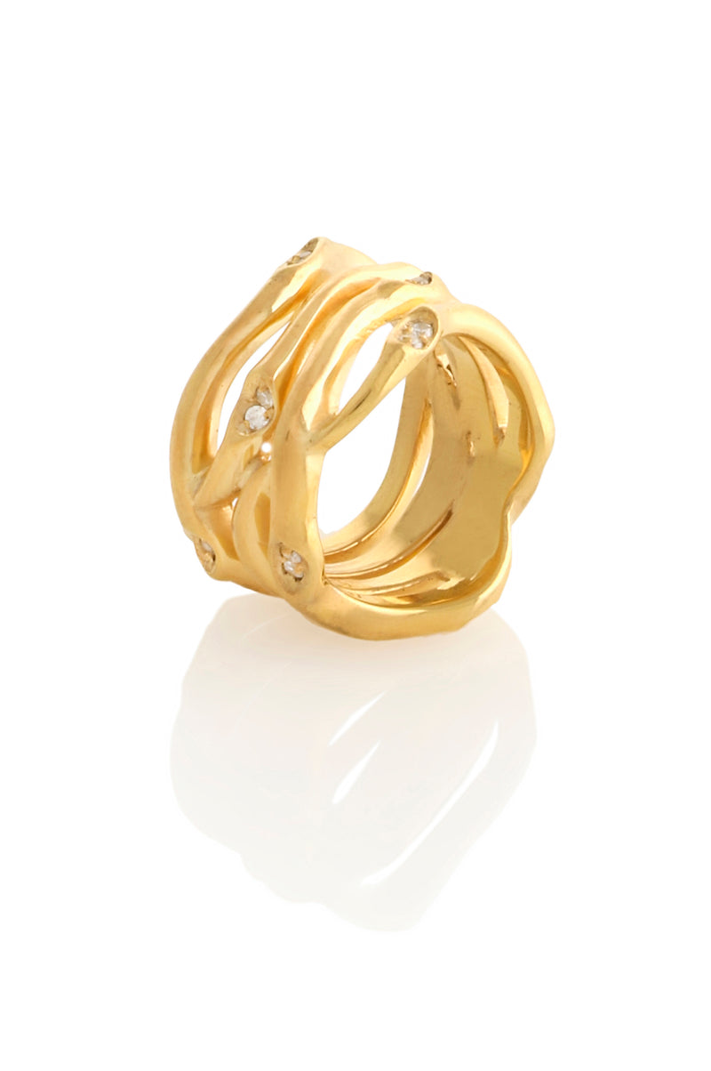 GOLD PLATED INTERLACED WAVES RING WITH STONES
