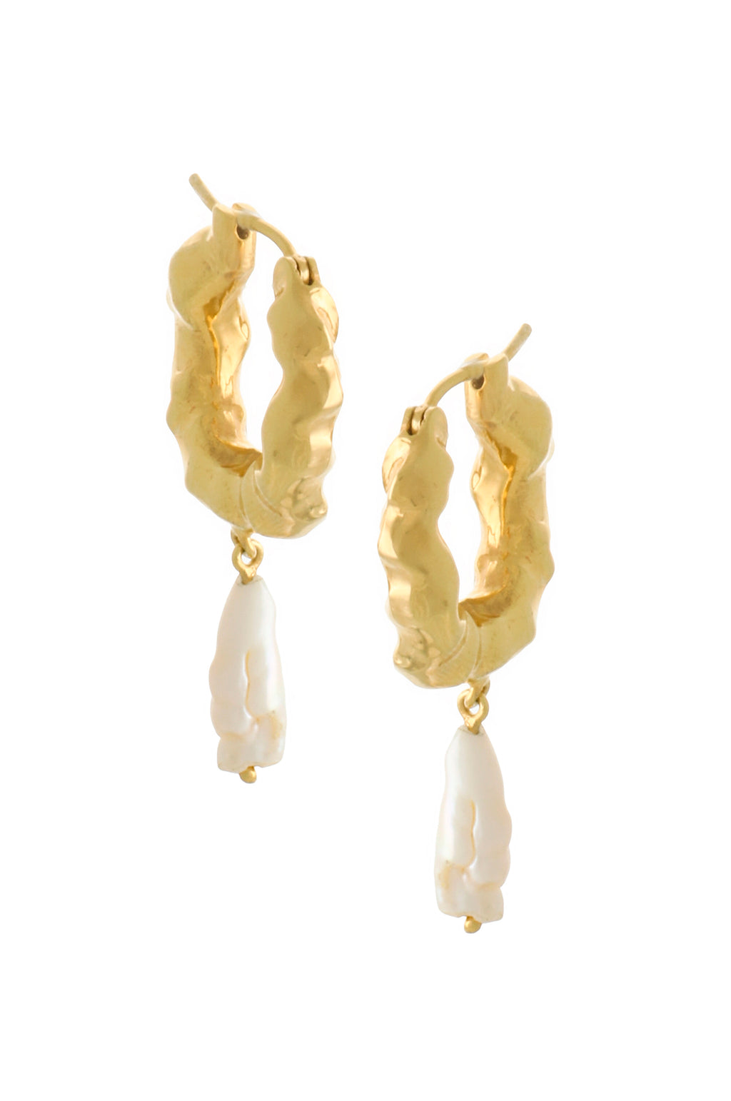 WAVES HOOPS WITH PEARL DROPS